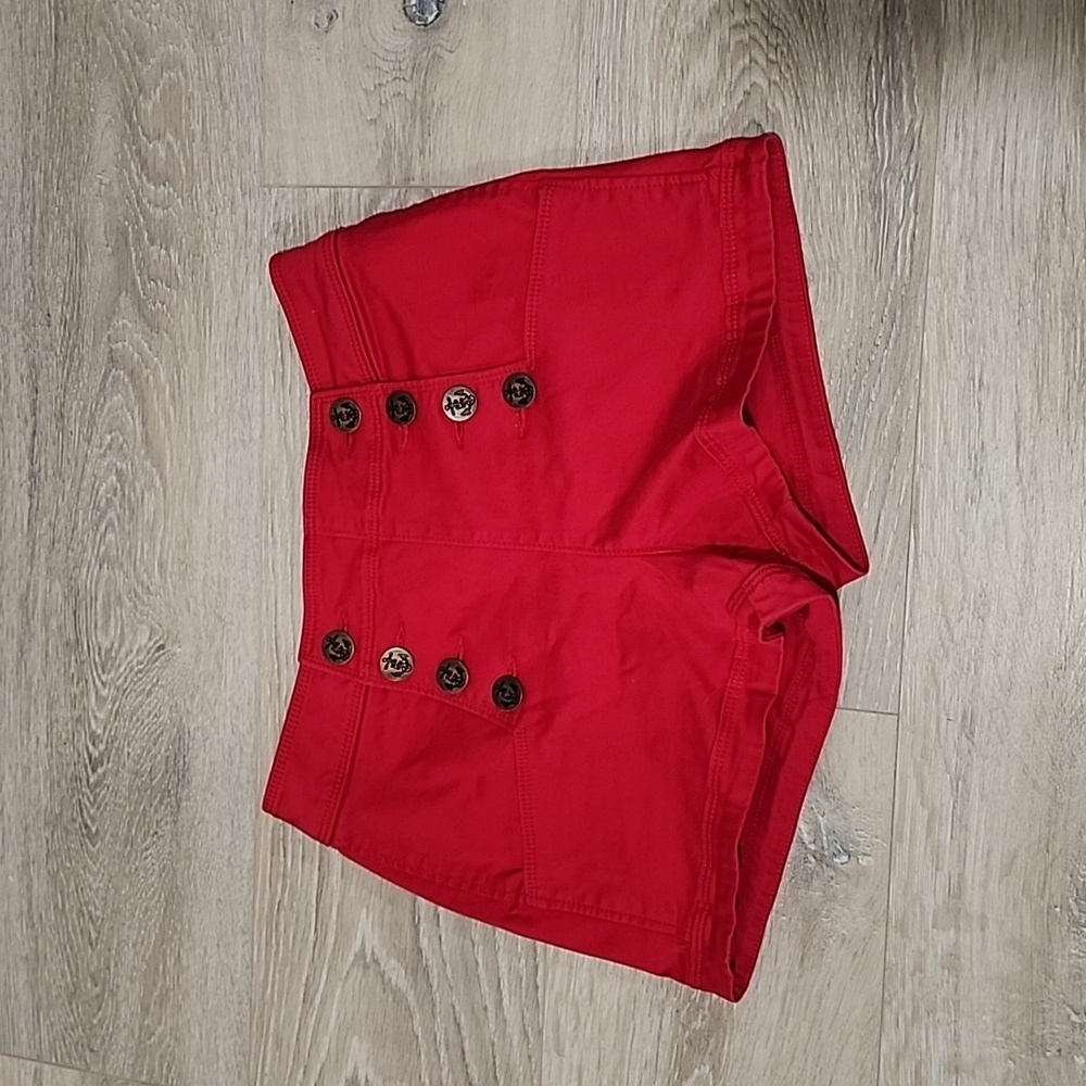 EXPRESS SHORTS